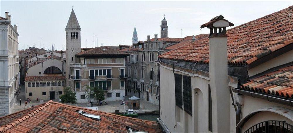 Appartamento Garden Ca' Rezzonico Venezia Esterno foto