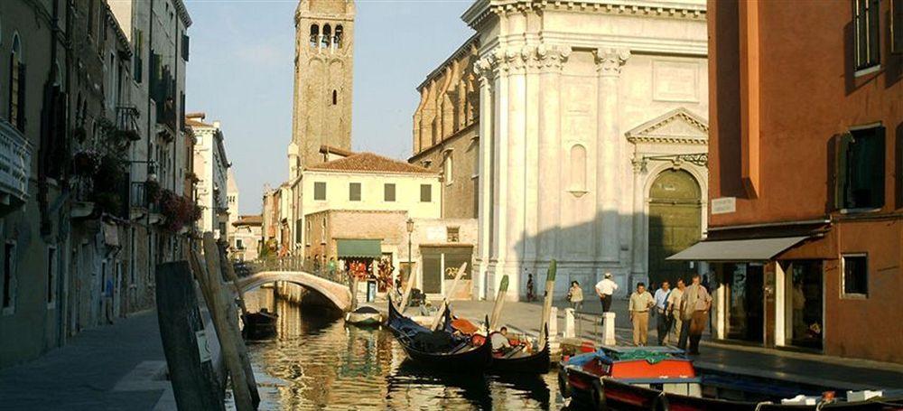 Appartamento Garden Ca' Rezzonico Venezia Esterno foto