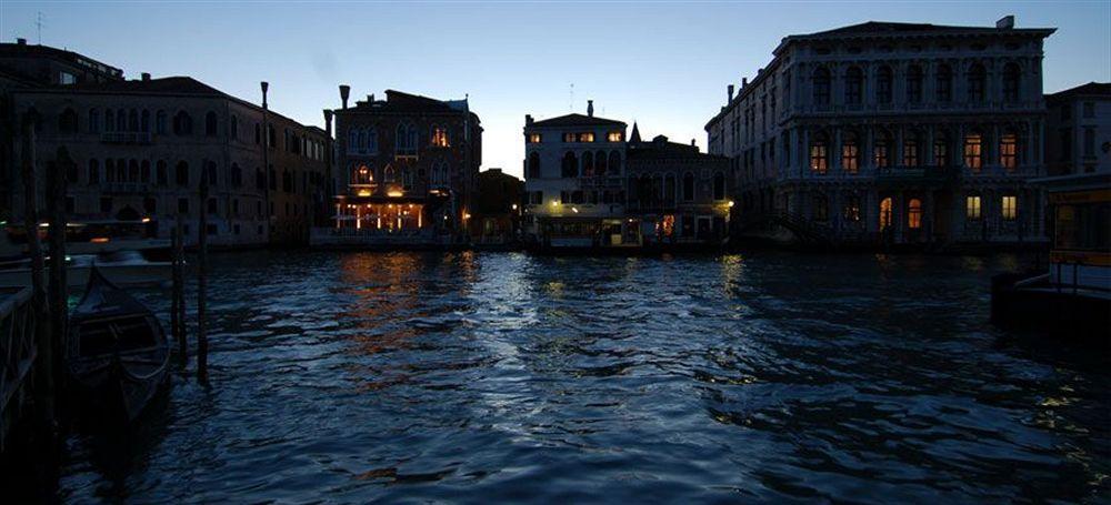 Appartamento Garden Ca' Rezzonico Venezia Esterno foto