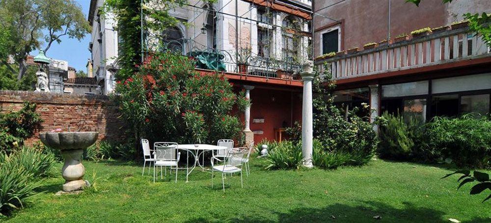 Appartamento Garden Ca' Rezzonico Venezia Esterno foto