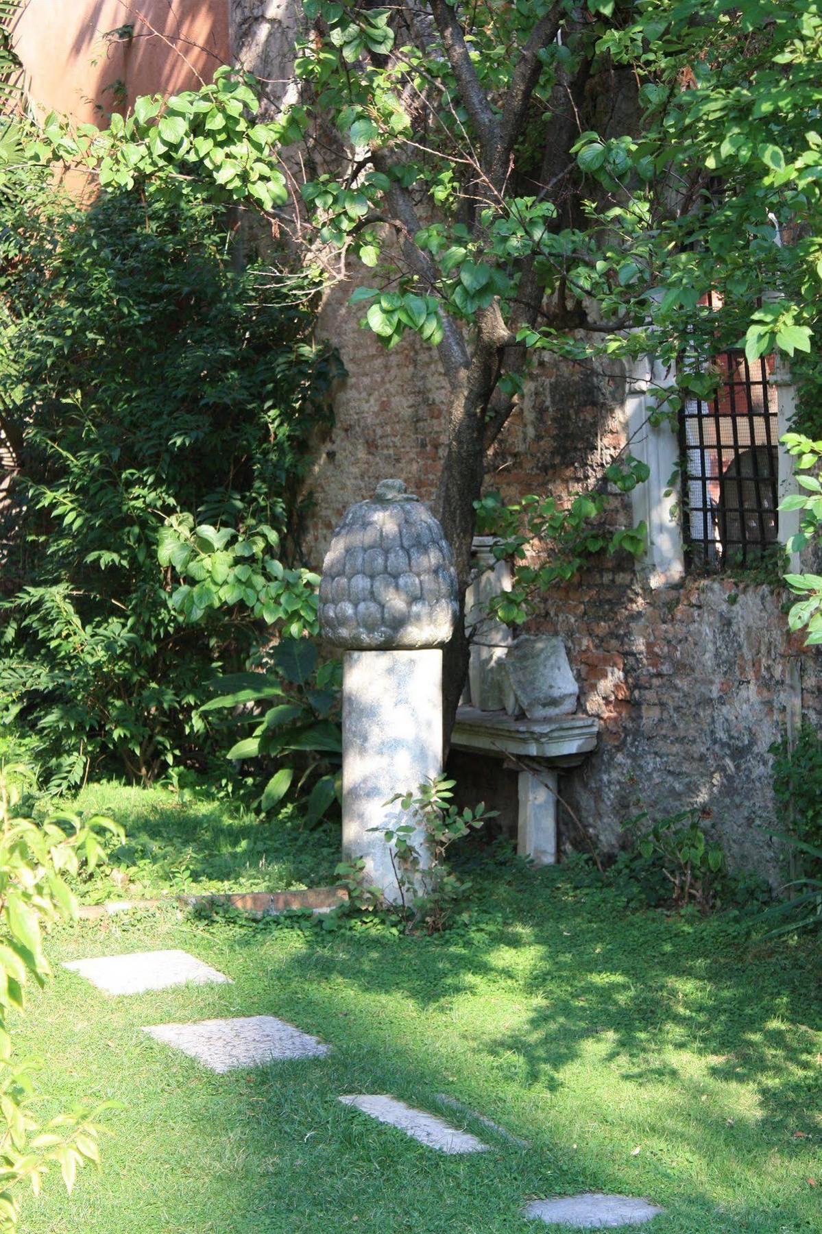 Appartamento Garden Ca' Rezzonico Venezia Esterno foto